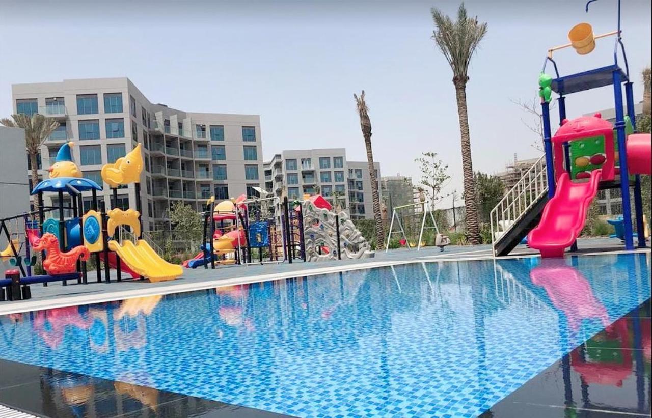 Elite Lux Holiday Homes - Cozy & Stylish 1 Bedroom With Huge Pools & World Class Gym Dubai Exteriör bild