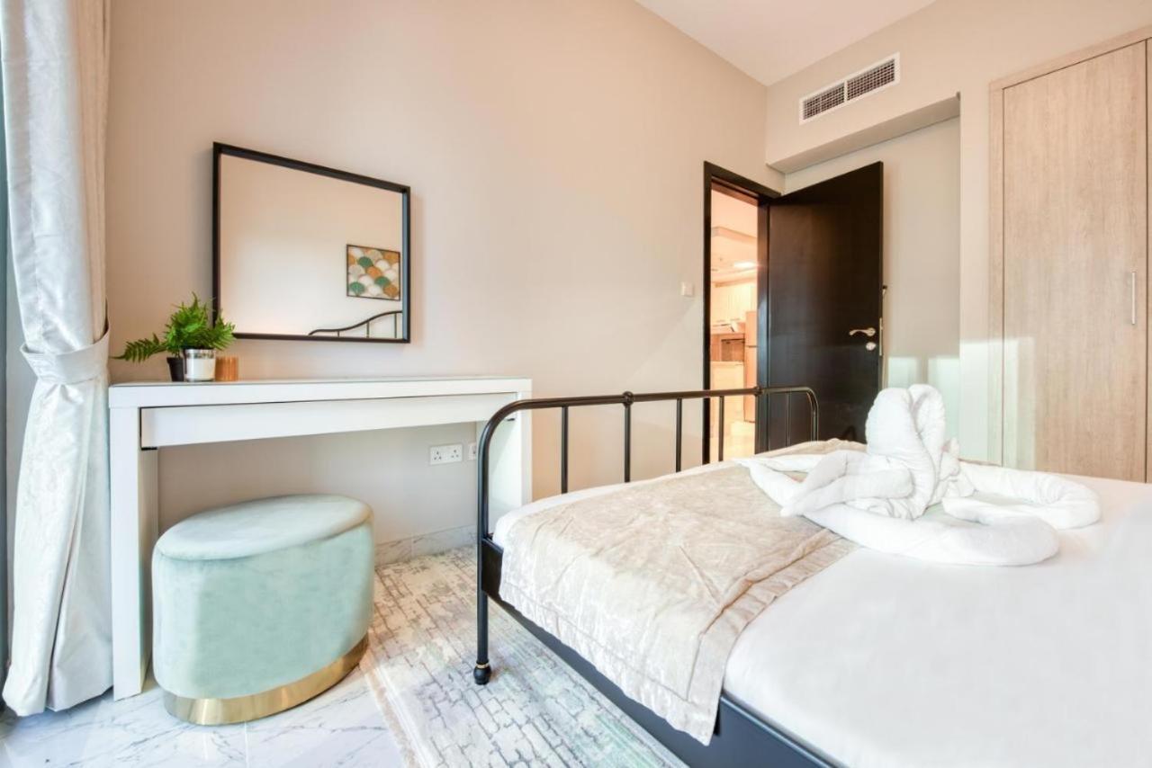 Elite Lux Holiday Homes - Cozy & Stylish 1 Bedroom With Huge Pools & World Class Gym Dubai Exteriör bild