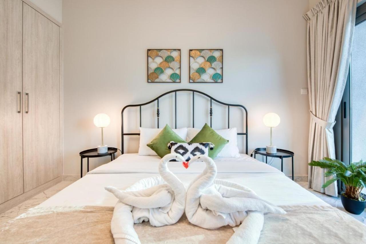 Elite Lux Holiday Homes - Cozy & Stylish 1 Bedroom With Huge Pools & World Class Gym Dubai Exteriör bild