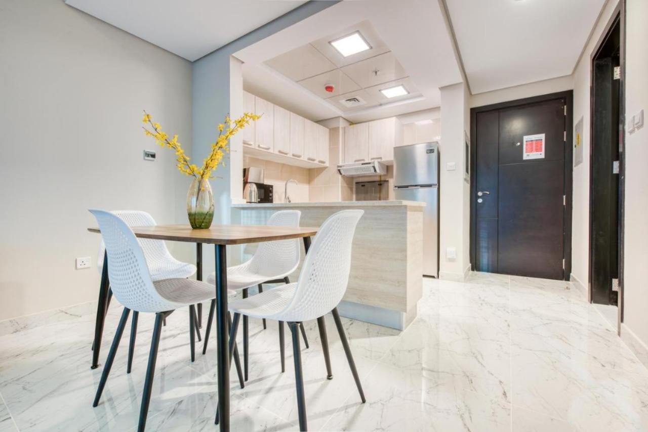 Elite Lux Holiday Homes - Cozy & Stylish 1 Bedroom With Huge Pools & World Class Gym Dubai Exteriör bild