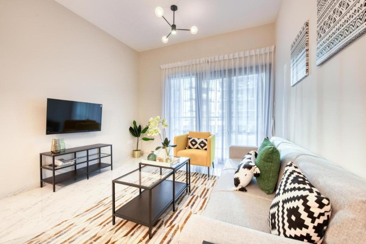 Elite Lux Holiday Homes - Cozy & Stylish 1 Bedroom With Huge Pools & World Class Gym Dubai Exteriör bild